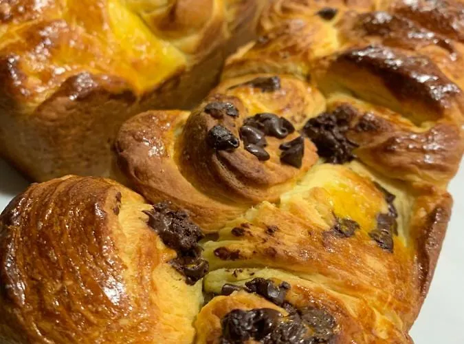 לינה וארוחת בוקר Maxana 4*